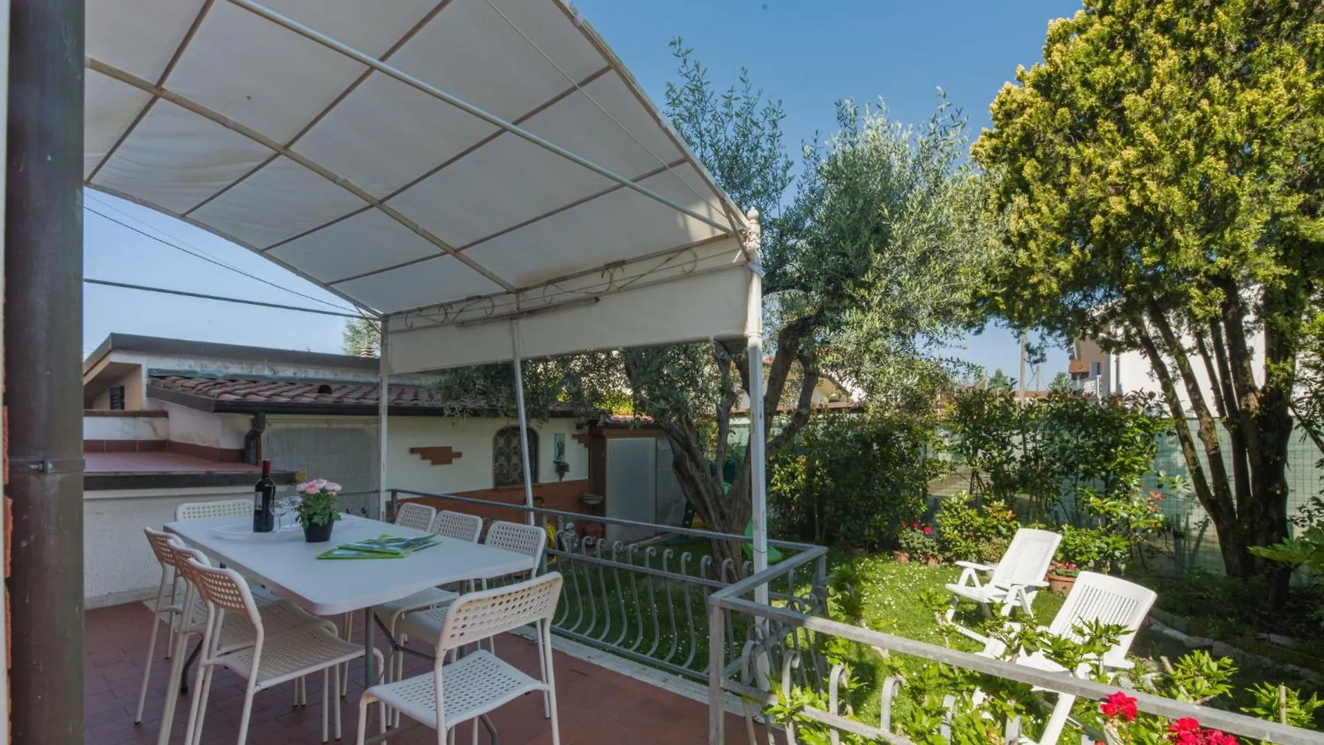 Holiday Home Villino Viola By Interhome Marina di Pietrasanta Italien