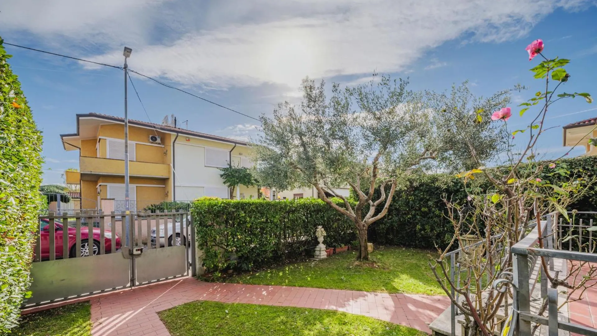 Holiday Home Villino Viola By Interhome Marina di Pietrasanta